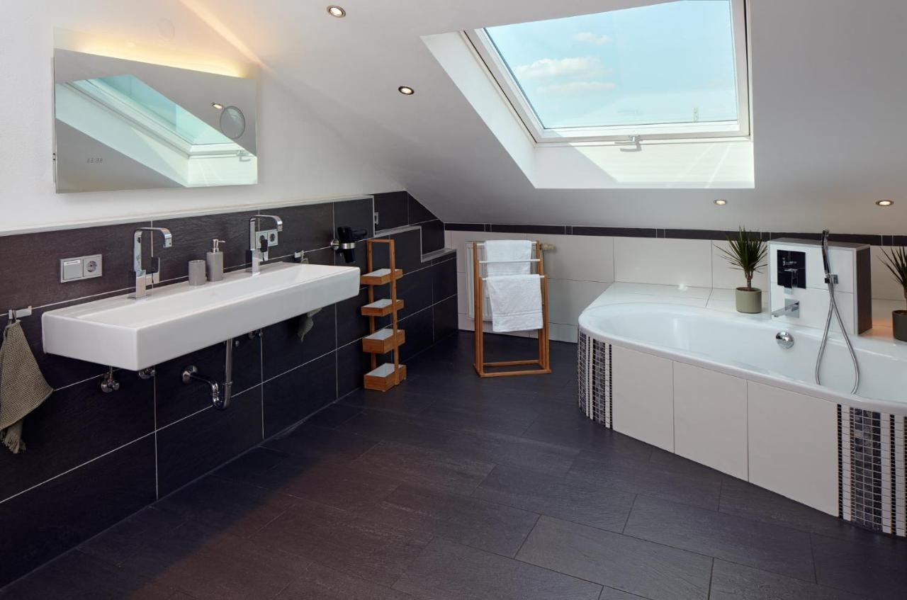 ⸨⸩ Sunset Penthouse: Messe - Siemens - Db - Man ⸨⸩ Apartment Nürnberg Exterior foto